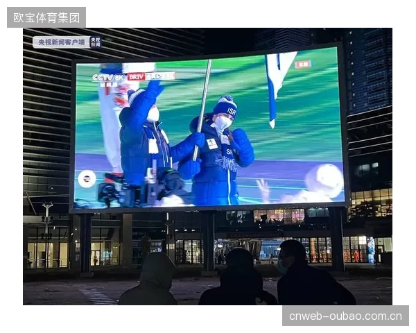 在缺乏足够8K内容源和消费终端的前提下，强行上马8K直播链路是一种战略资源浪费